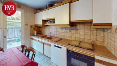 Maison a vendre Naucelles 15250 Cantal 96 m2 7 pièces 147700 euros