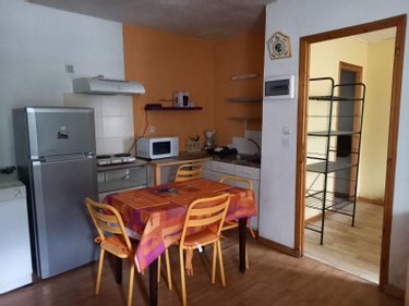 Maison a vendre Saint-Jacques-des-Blats 15800 Cantal 210 m2  138300 euros