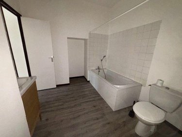 Appartement a vendre Saint-Amand-Montrond 18200 Cher 40 m2 1 pièce 37100 euros