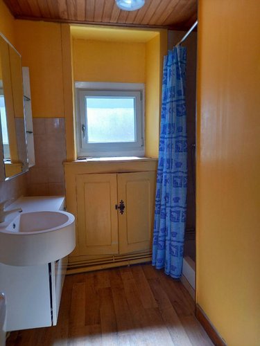 Maison a vendre Vic-sur-Cère 15800 Cantal 46 m2  43000 euros