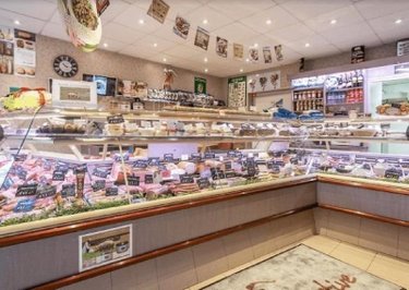 Fonds et murs commerciaux a vendre Eu 76260 Seine-Maritime  127000 euros