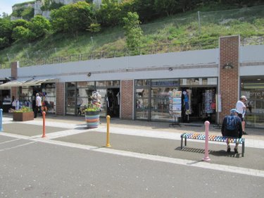 Fonds et murs commerciaux a vendre Le Tréport 76470 Seine-Maritime  198700 euros