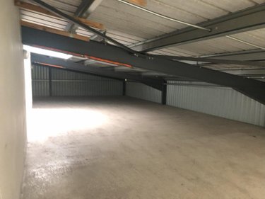 Fonds et murs commerciaux a vendre Saint Quentin la Motte Croix au Bailly 80880 Somme  778000 euros