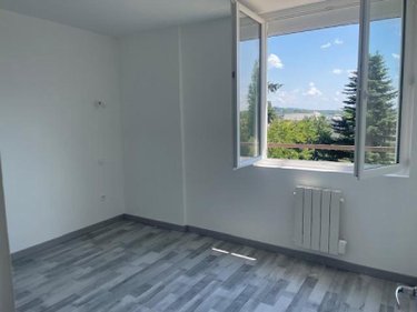 Appartement a vendre Saint-Amand-Montrond 18200 Cher 76 m2 3 pièces 89941 euros