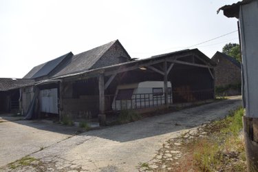 Bien agricole a vendre Parigné-sur-Braye 53100 Mayenne  95000 euros