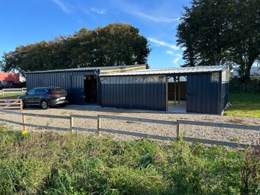 Fonds et murs commerciaux a vendre Coray 29370 Finistère 80 m2  79500 euros