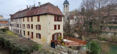 Appartement a vendre Le Pont-de-Beauvoisin 38480 Isère 92 m2  68000 euros