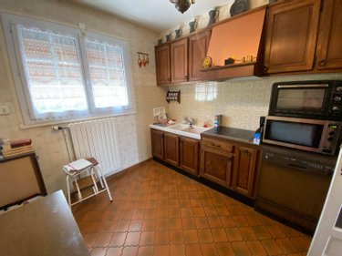 Maison a vendre Le Vigean 15200 Cantal 110 m2  159000 euros