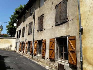 Fonds et murs commerciaux a vendre Le Pont-de-Beauvoisin 38480 Isère 92 m2  68000 euros