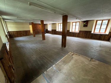 Fonds et murs commerciaux a vendre Le Pont-de-Beauvoisin 38480 Isère 92 m2  68000 euros