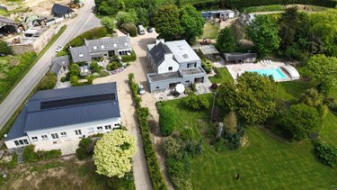 propriete a vendre Garlan 29610 Finistère 810 m2 30 pièces 1575000 euros