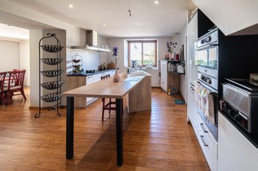 propriete a vendre Garlan 29610 Finistère 810 m2 30 pièces 1575000 euros
