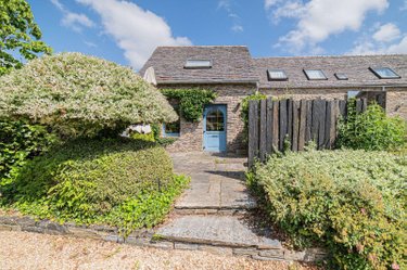 propriete a vendre Garlan 29610 Finistère 810 m2 30 pièces 1575000 euros