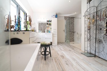 propriete a vendre Garlan 29610 Finistère 810 m2 30 pièces 1575000 euros