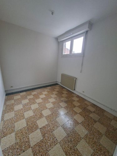 Location appartement Hazebrouck 59190 Nord 92 m2  750 euros
