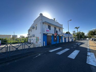 Immeuble a vendre Saint-Denis 97400 Réunion 285 m2  631000 euros