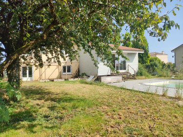 Maison a vendre Vouillé 79230 Deux-Sèvres 135 m2 5 pièces 272360 euros