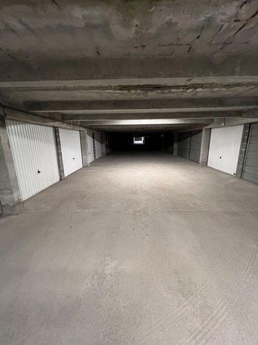 Garage et parking a vendre Mons en Baroeul 59370 Nord  6000 euros