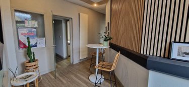 Fonds et murs commerciaux a vendre Bruz 35170 Ille-et-Vilaine 204 m2  286000 euros