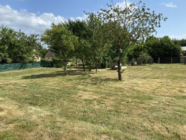 Terrain a batir a vendre Savigné-l'Évêque 72460 Sarthe 828 m2  85000 euros