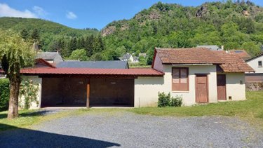 Maison a vendre Vic-sur-Cère 15800 Cantal 286 m2  268800 euros
