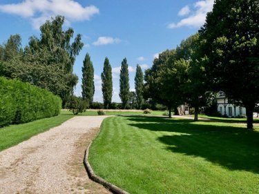 Fonds et murs commerciaux a vendre Saint-Lucien 76780 Seine-Maritime 238 m2  623000 euros