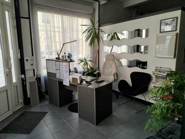 Fonds et murs commerciaux a vendre Berck 62600 Pas-de-Calais 141 m2  373650 euros