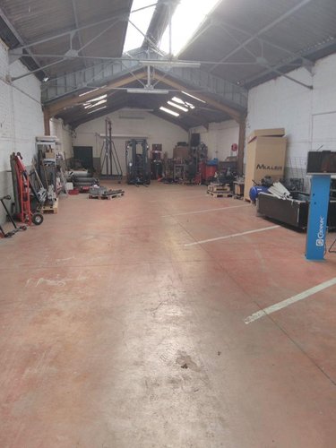 Location divers Merville 59660 Nord 260 m2  1500 euros