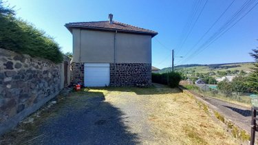 Maison a vendre Allanche 15160 Cantal 102 m2  92500 euros