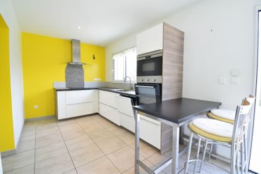 Location maison Poligné 35320 Ille-et-Vilaine 92 m2 4 pièces 999 euros