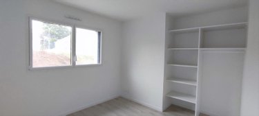 Location maison Les Fougerêts 56200 Morbihan 94 m2 4 pièces 880 euros