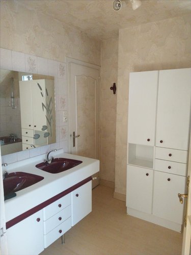 Maison a vendre La Gacilly 56200 Morbihan 180 m2 7 pièces 230560 euros
