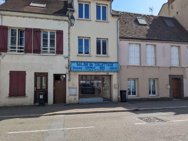 Location fonds et murs commerciaux Nogent-le-Rotrou 28400 Eure-et-Loir 26 m2  370 euros