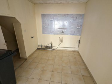 Location fonds et murs commerciaux Nogent-le-Rotrou 28400 Eure-et-Loir 26 m2  370 euros