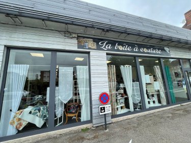 Fonds et murs commerciaux a vendre Eu 76260 Seine-Maritime 200 m2  115000 euros
