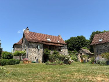 propriete a vendre Lacapelle-Marival 46120 Lot 368 m2 10 pièces 595000 euros