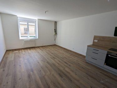 Location appartement Nogent-le-Rotrou 28400 Eure-et-Loir 75 m2 4 pièces 740 euros