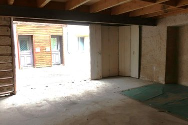 Garage et parking a vendre Châtellerault 86100 Vienne 30 m2  14000 euros