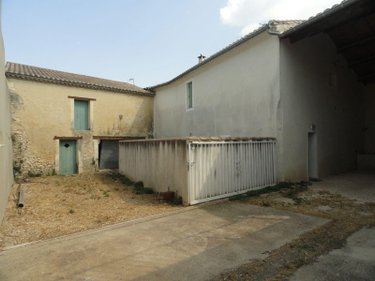 Maison a vendre Saint-Gilles 30800 Gard 140 m2 5 pièces 233200 euros