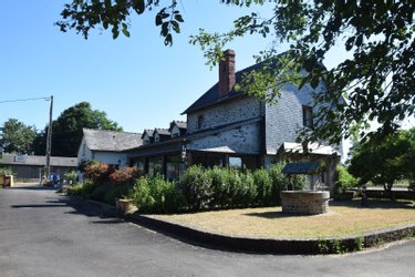 propriete a vendre Ambrières-les-Vallées 53300 Mayenne 150 m2 6 pièces 216320 euros