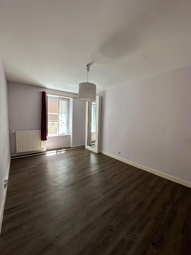 Location appartement Ussel 19200 Corrèze 60 m2 2 pièces 430 euros