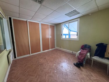 Fonds et murs commerciaux a vendre Aixe-sur-Vienne 87700 Haute-Vienne 1500 m2  337400 euros