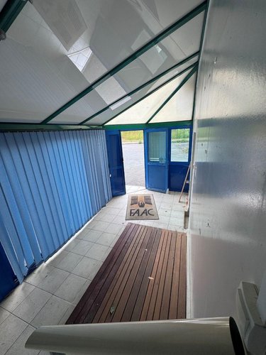 Fonds et murs commerciaux a vendre Aixe-sur-Vienne 87700 Haute-Vienne 1500 m2  337400 euros