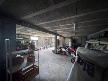 Fonds et murs commerciaux a vendre Aixe-sur-Vienne 87700 Haute-Vienne 1500 m2  337400 euros