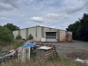 Fonds et murs commerciaux a vendre Aixe-sur-Vienne 87700 Haute-Vienne 1500 m2  337400 euros