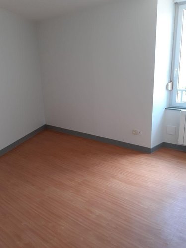 Location appartement Vitré 35500 Ille-et-Vilaine 61 m2 3 pièces 745 euros