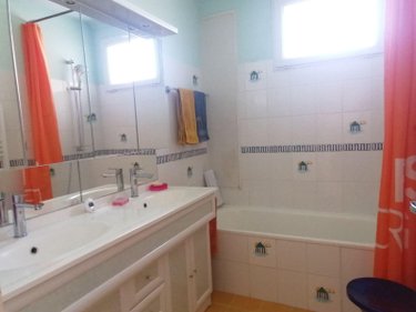 Maison a vendre Marans 17230 Charente-Maritime 167 m2 5 pièces 405600 euros