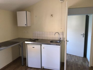 Location appartement Vitry-le-François 51300 Marne 33 m2 1 pièce 390 euros