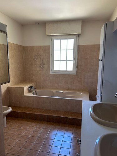 Maison a vendre Scaër 29390 Finistère 197 m2 6 pièces 241040 euros