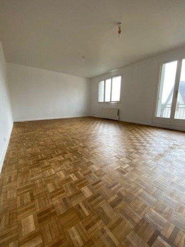 Location appartement Nogent-le-Rotrou 28400 Eure-et-Loir 74 m2 3 pièces 680 euros